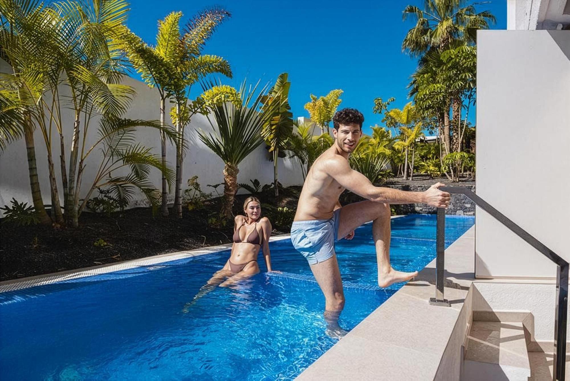 Camera Matrimoniale Swim-Up